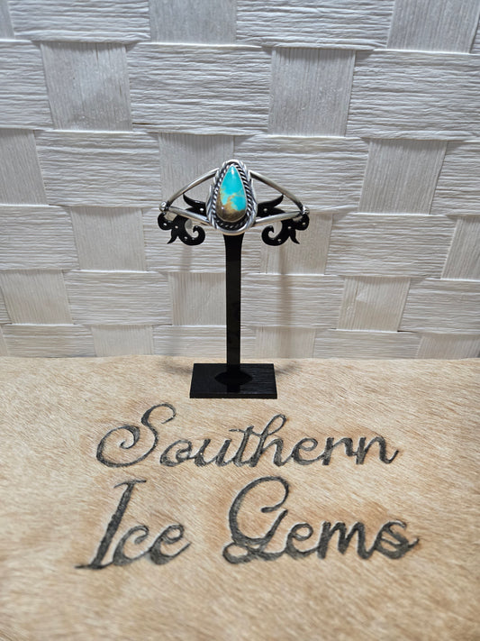 41 Native Artist Stamped AL Kingman Turquoise Cuff sz 7.50