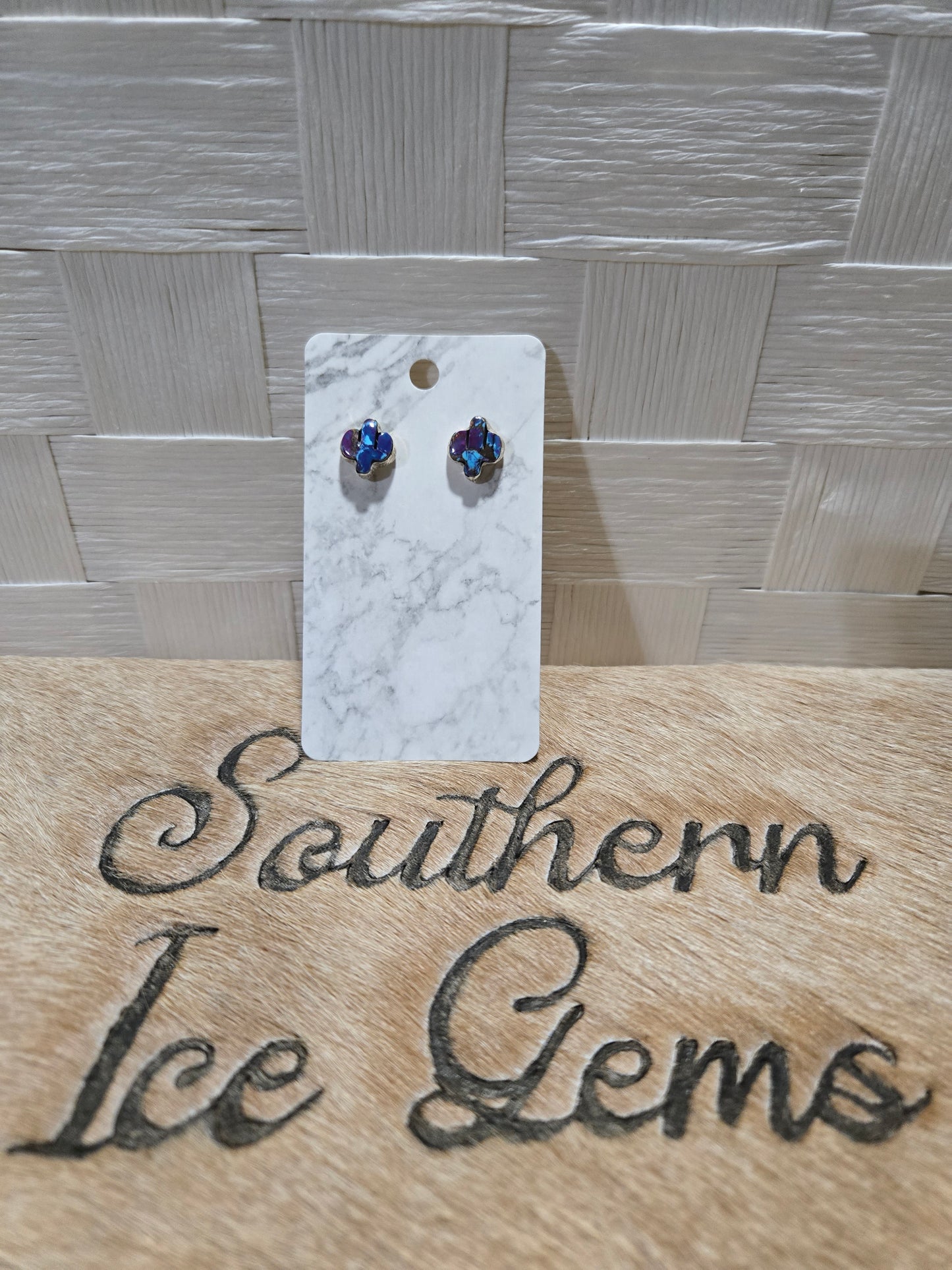 499 Violet Dahlia Cactus Studs