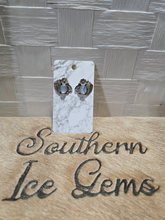 826 Moonstone