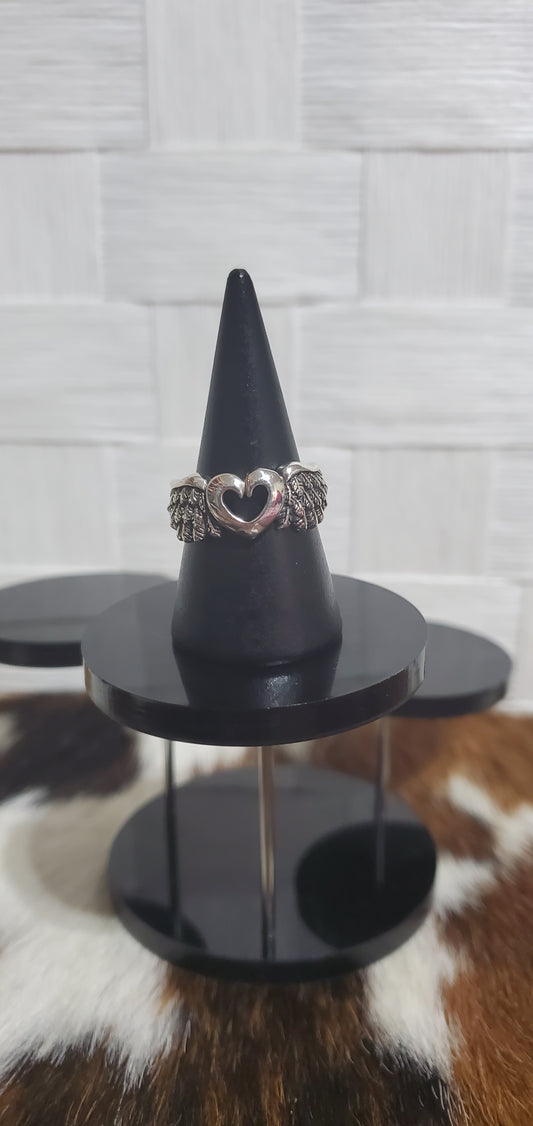 868 Sterling Silver Heart with Wings Sz 8