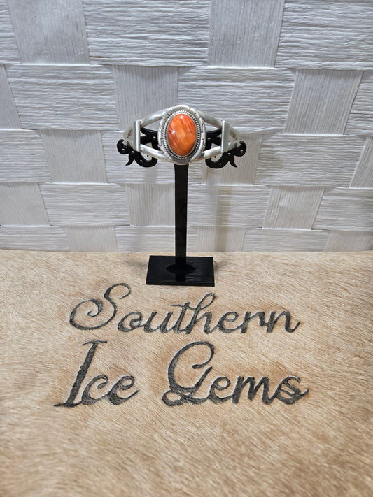 10 Native Orange Spiny Cuff sz 7